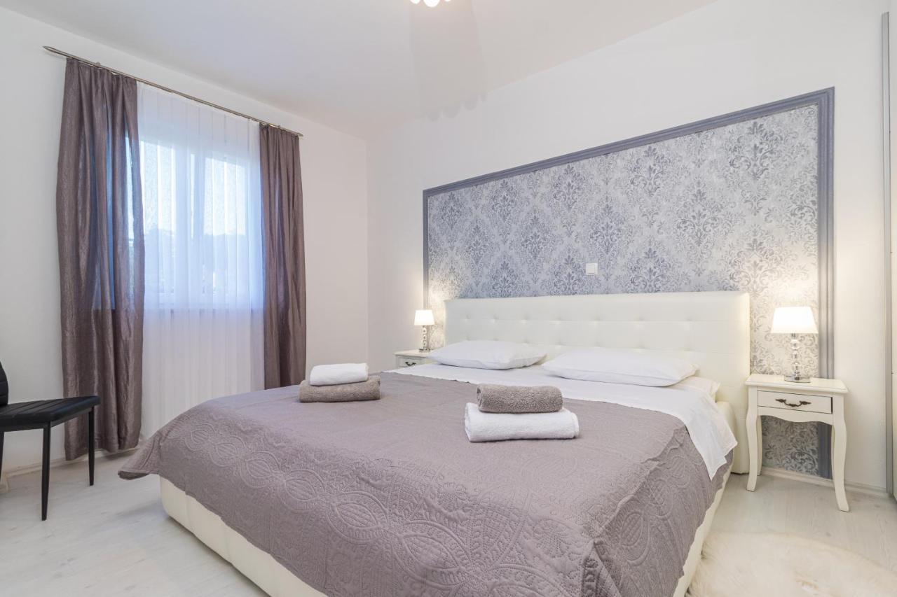 Three Waves Apartment New Pula Luaran gambar