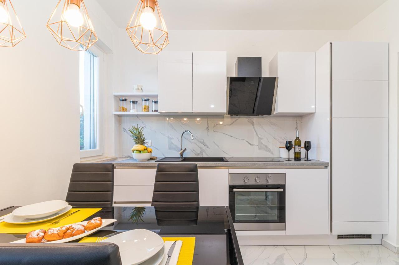 Three Waves Apartment New Pula Luaran gambar