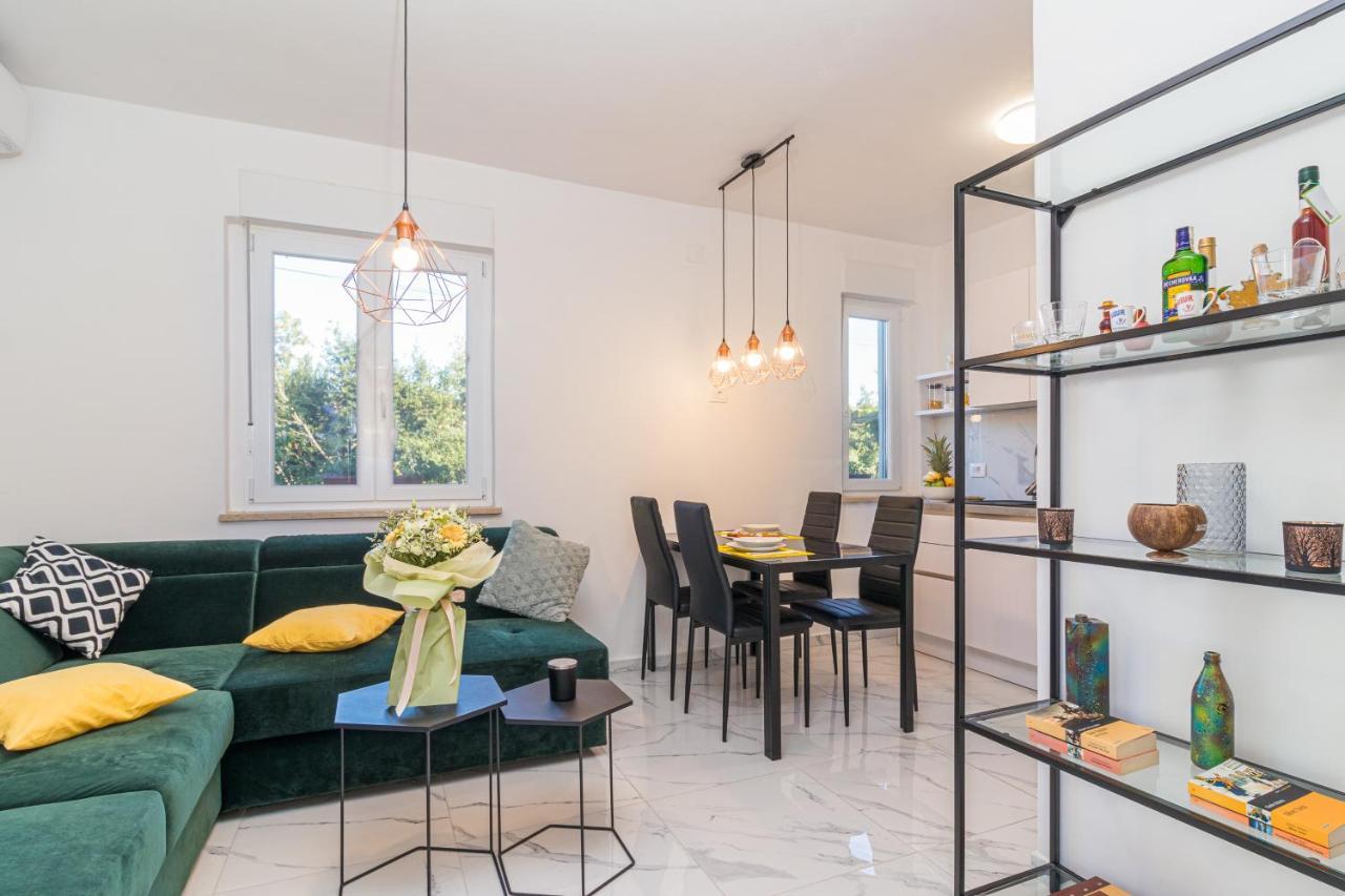 Three Waves Apartment New Pula Luaran gambar